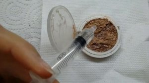 Как восстановить разбитые тени для век или вторая жизнь ваших теней.