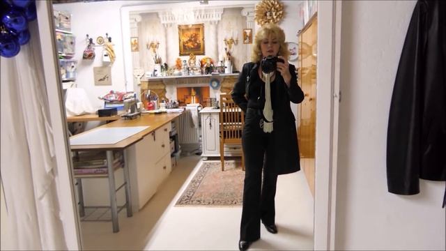 Демонстрация пальто из палантина Царский. Werbevideo.