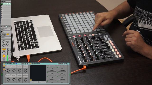 Видео-обзор контроллера NOVATION Launch Control XL смотреть онлайн