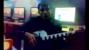 на гитаре я и папа и султан.flv