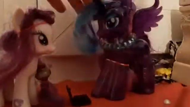 У меня очень строгая мама! смотреть онлайн