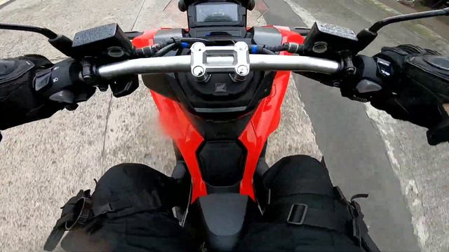 RIDE THIS THURSDAY | HONDA ADV 150 | FULL SPECS REVIEW | TESTING THE DURABILITY OF SHOWA SHOCK смотреть онлайн
