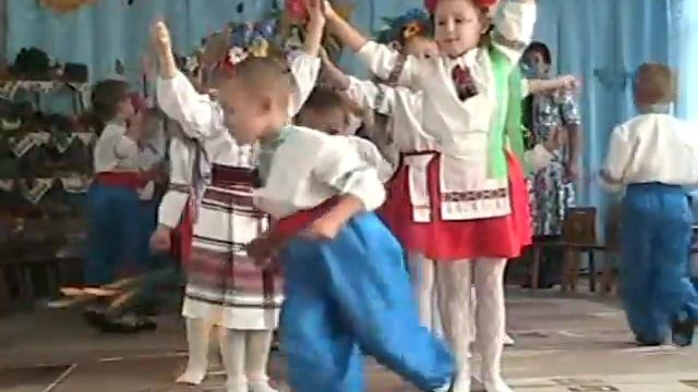 Красивый танец осень смотреть онлайн