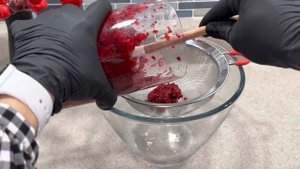 Клюква / Как сделать пюре из клюквы .