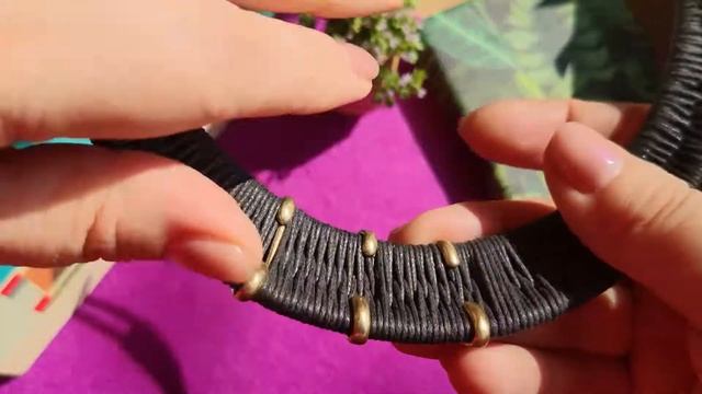 КОЛЬЕ ЧОКЕР ГРИВНА, 90-Е смотреть онлайн