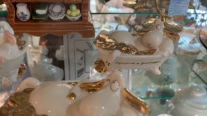 Изящная посуда в магазине Аура Богемии. Нереальные сервизы!) А люстры!)))