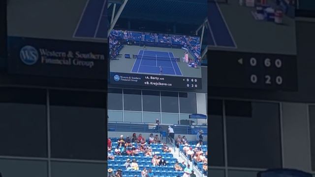 Ashley Barty breezes through the first set against Barbora Krejcikova