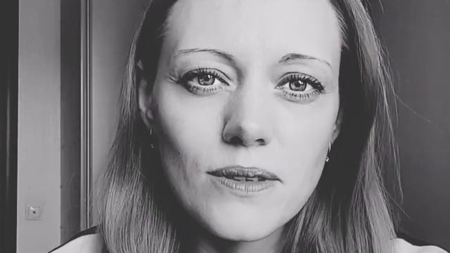 Автор: Татьяна Карпова - " Если вдруг разбилась душа" (Музыка: Эрнесто Кортазар) смотреть онлайн