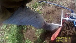 мотоблок ФАВОРИТ с плугом ВРМЗ (2010 г)и самодельной сцепкой (Вести с полей №2 . 16.05.22.)