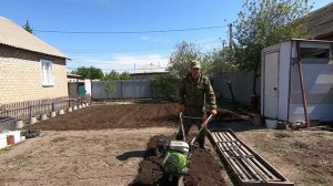 День 11 | Пашем огород с каменной землей. Заработок на вспашке огородов мотоблоком.