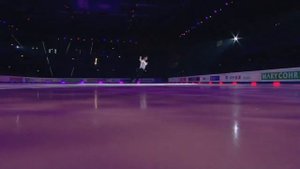 Показательное выступление японского фигуриста Юдзуру Ханю после финала гран-при в Турине.