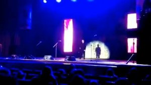 "Минае день,минае нiч"-исп.Павел Богаченко