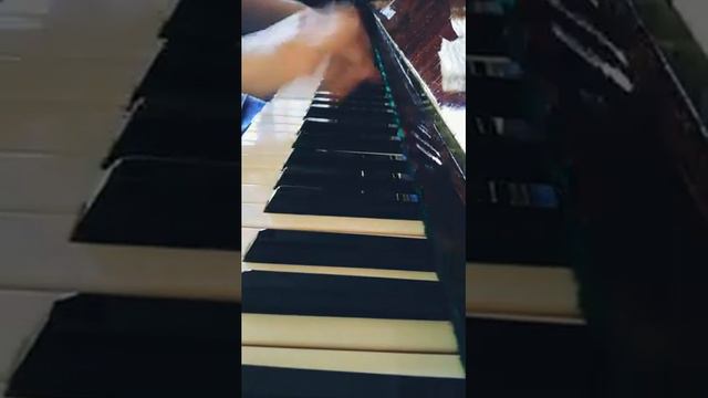 Я вернусь - Ани Лорак, кавер-версия рояль без вокала смотреть онлайн