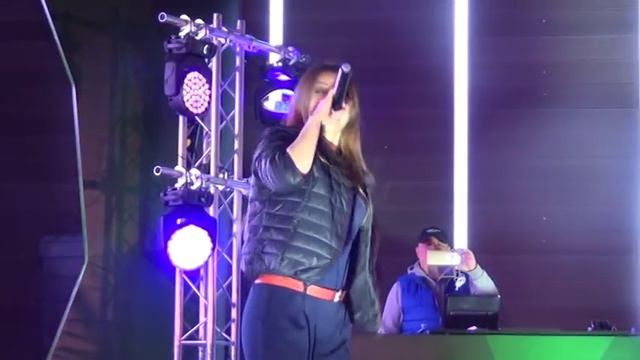 Певица Акула Оксана Почепа в городе Домодедово