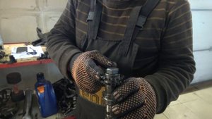 Причина неисправности двигателя Ниссан. Поломало распредвал. Repair Nissan