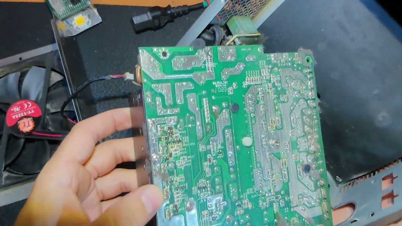 Thermaltake 1000W смотреть онлайн