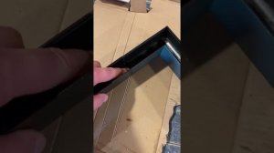 Монтаж накладного Г-образного магнитного шинопровода ART-MAG25 на потолок кухни загородного дома