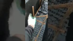 Вяжем 2 ряда арматуры под крыльцо. Или как мы строим дом. Часть 2