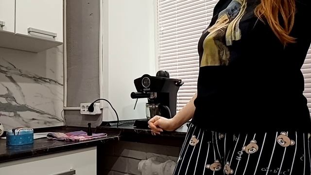 Делаем вкуснейший капучино с кофемашиной Kitfort. Кофемашина Kitfort KT-706 в действие