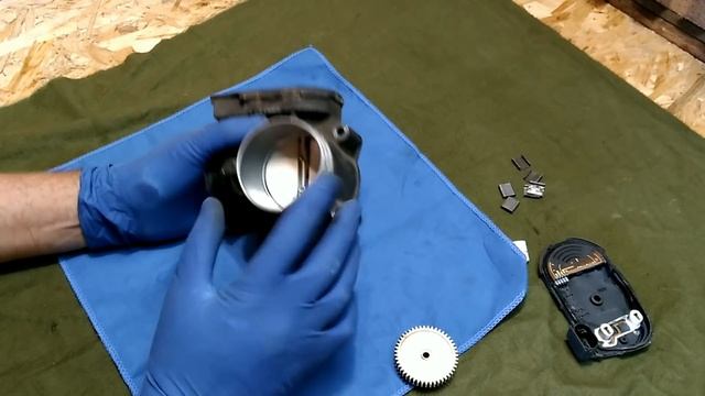 Дроссельная заслонка. Volvo S60, S80, V70. Throttle valve.