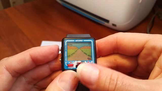 Nelsonic Racing Game Indy Race Car Game Watch 80s смотреть онлайн