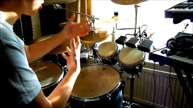 Elliott Cheng multi-instrumental studio tour смотреть онлайн