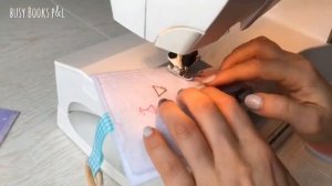 Как шить развивающие книжки? Кролик из фетра. Страничка для развивающей книжки из фетра.