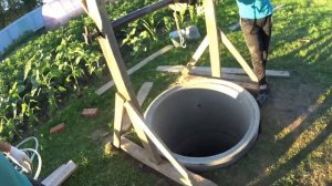 как копать колодец если не хрена не копается