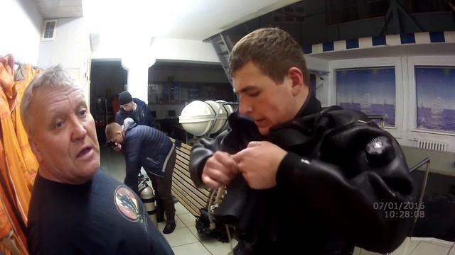 Сухой гидрокостюм с аппендиксом без гидромолнии. смотреть онлайн