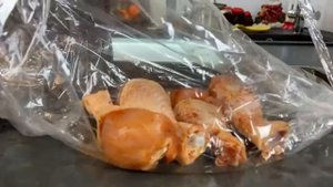 Если На Праздник Готовить Курицу, То Только Так!.mp4