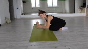 Стойка на голове и локтях. Видео конспект.