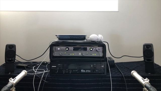 iLoud Micro Monitor Sound Demo: Dance смотреть онлайн