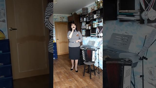 #Культура ряДом   "ВЕЧЕР НА РЕЙДЕ"  Исполняет Елена Авенирова