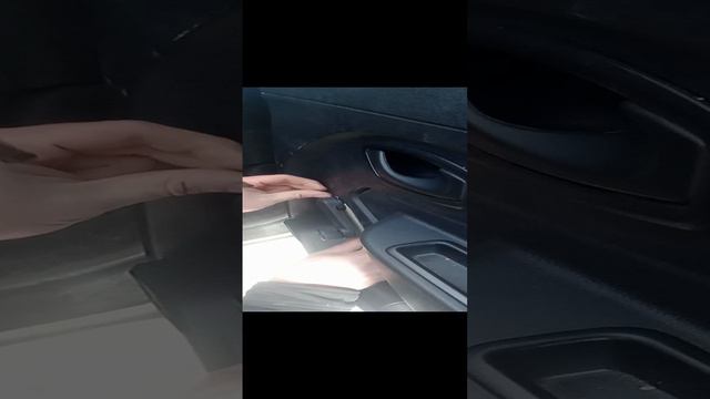 как снять ручку стеклоподъёмника задней двери lada XRAY