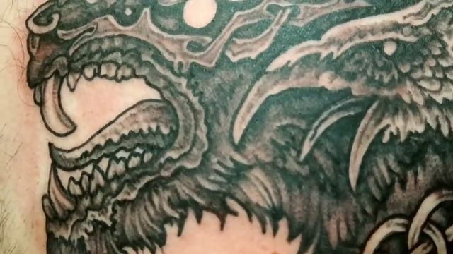 Татуировка на груди. Tattoo Dmitrov RomaRiO смотреть онлайн