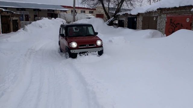 Mazda Flair Crossover 4WD по снегу смотреть онлайн