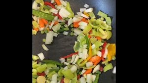 Фунчоза с овощами и тунцом!!! Все кто попробует спрашивает рецепт!!! БЫСТРО, ПРОСТО И ОЧЕНЬ ВКУСНО!