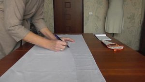 Как выкроить нижнее платье с нагрудной вытачкой