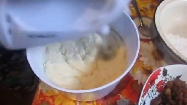 ТВОРОЖНЫЙ КЕКС смотреть онлайн