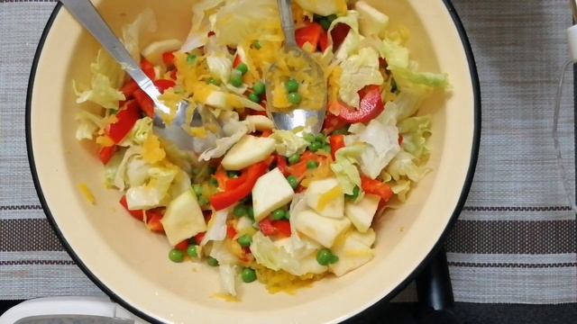 #009 Салат "Королевский" для семьи и гостей. Одобрено знатоками ☀сыроедения☀. смотреть онлайн