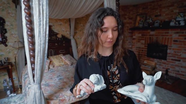 НАШЛА ВОЛОСЫ НАПОЛЕОНА В АНТИКВАРНОЙ ЛАВКЕ! ДИВАН 19 ВЕКА, САМЫЙ ДОРОГОЙ В МИРЕ ФАРФОР смотреть онлайн