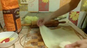 пирог улитка из теста ФИЛО с картофельной начинкой