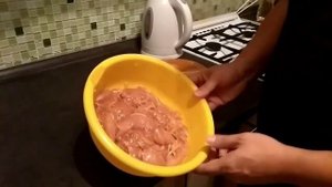 Шашлык из курицы на сковороде - Не отличишь от настоящего! Как приготовить сочный куриный шашлык?