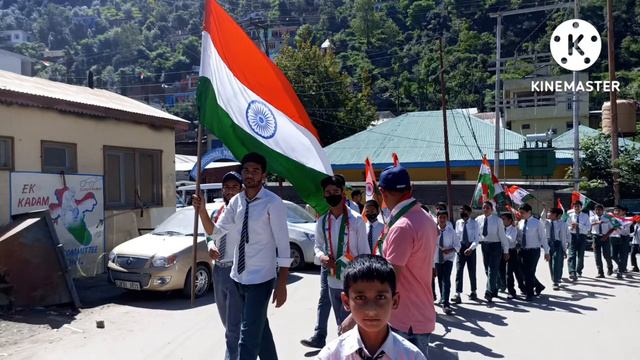 HAR GHAR JHANDA LOTUS MODEL ACADEMY HIGHER SECONDARY SCHOOL THATHRI FLAG RALLY AT THATHRI TOW смотреть онлайн