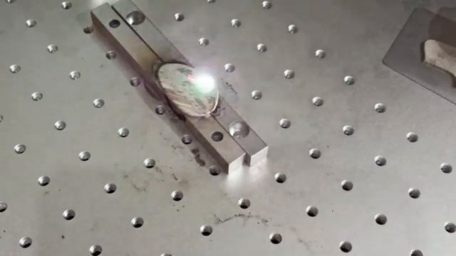 Брелок на заказ Рено Дастер смотреть онлайн