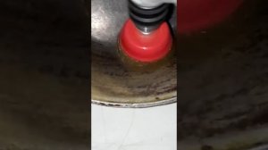 Как быстро почистить кастрюлю с помощью электрической дрели.