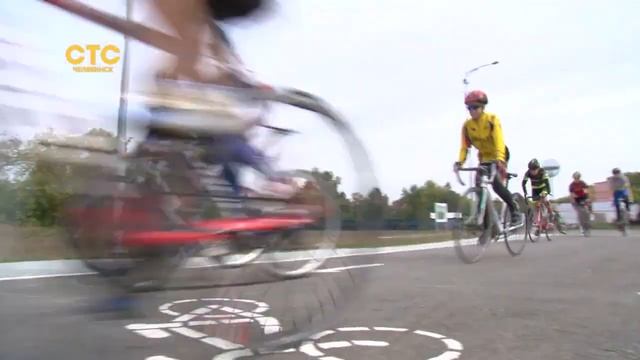 Алексей Текслер оценил качество велодорожки в Копейске смотреть онлайн