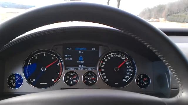 VW Phaeton W12 6.0 Driving смотреть онлайн