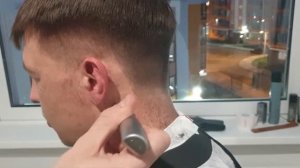 Простая мужская стрижка(квадратная форма)