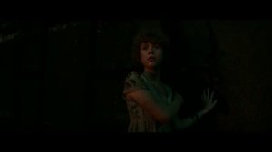 Пеннивайз танцует под разную музыку